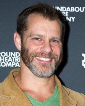 Noah Brody Headshot