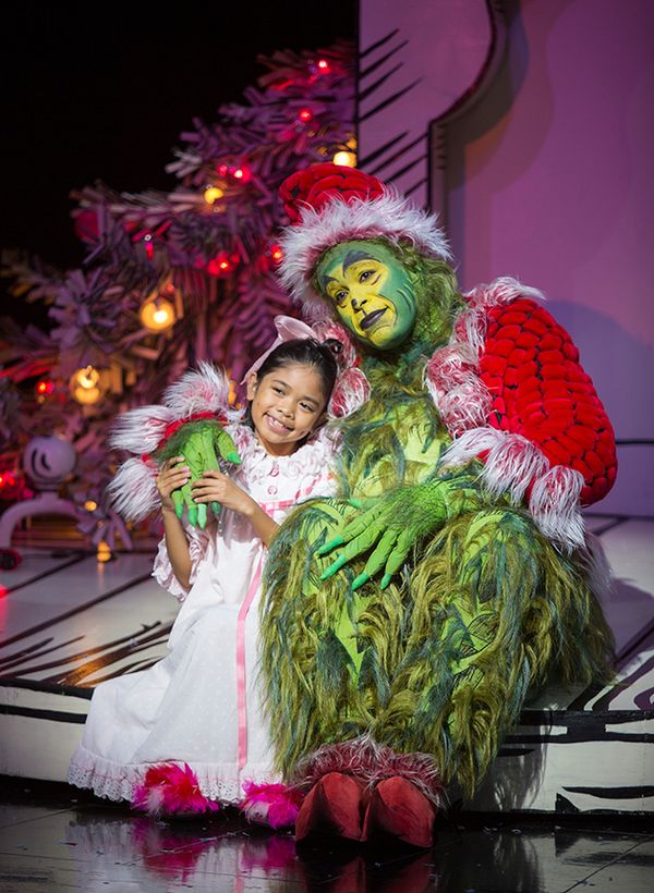 Mikee Castillo as Cindy-Lou Who and J. Bernard Calloway as The Grinch in Dr. Seussâ Photo