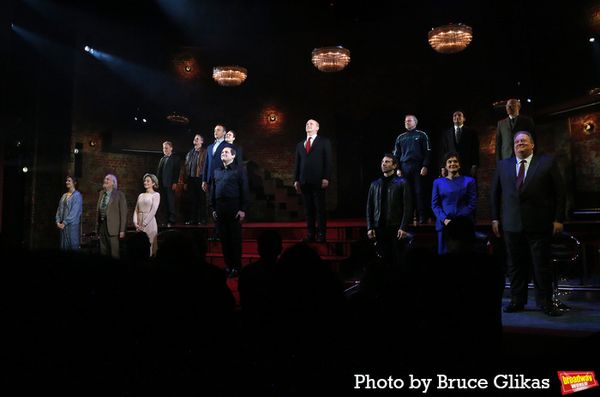 Will Keen, Luke Thallon, Michael Stuhlbarg & The Company of 